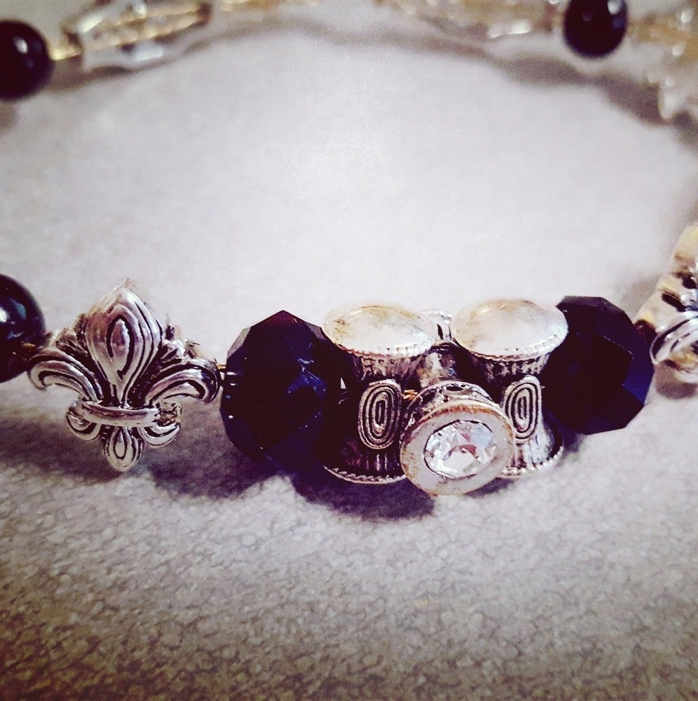 Black Crystal Fleur de Lis